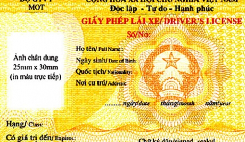 Lộ trình đổi giấy phép lái xe bằng thẻ nhựa