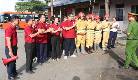 CÔNG TY CỔ PHẦN BẾN XE MIỀN TÂY TỔ CHỨC THỰC TẬP PHƯƠNG ÁN PHÒNG CHÁY CHỮA CHÁY VÀ CỨU NẠN CỨU HỘ NĂM 2025